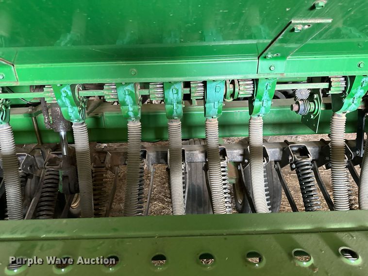 image for item ML9083 John Deere 455  grain drill