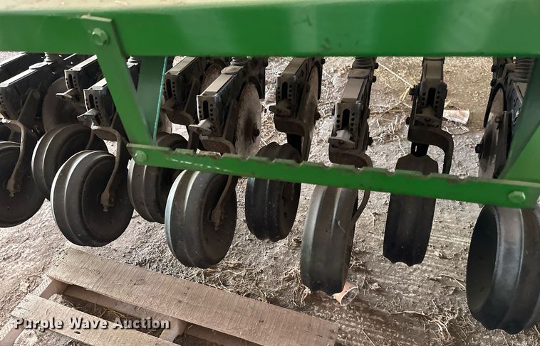 image for item ML9083 John Deere 455  grain drill