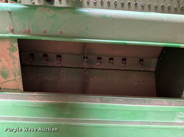 image for item ML9083 John Deere 455  grain drill