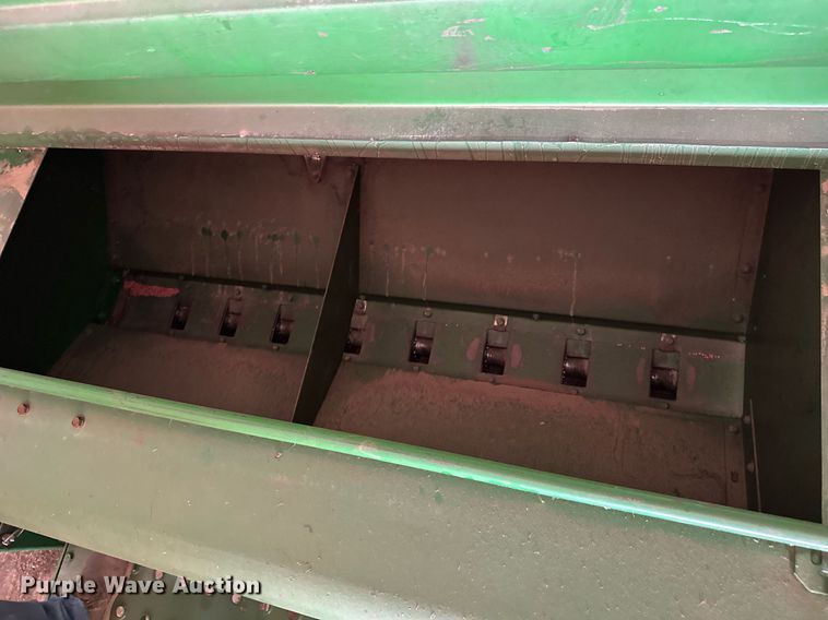 image for item ML9083 John Deere 455  grain drill