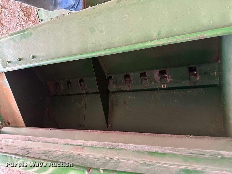 image for item ML9083 John Deere 455  grain drill