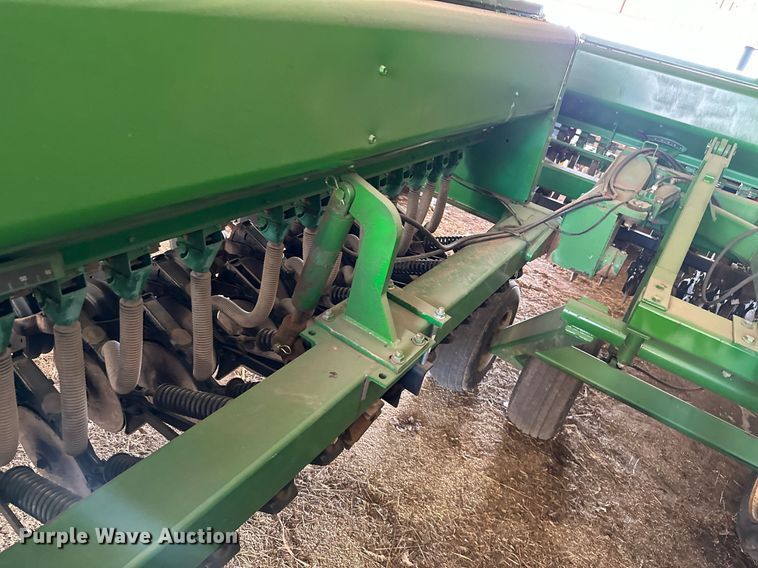 image for item ML9083 John Deere 455  grain drill