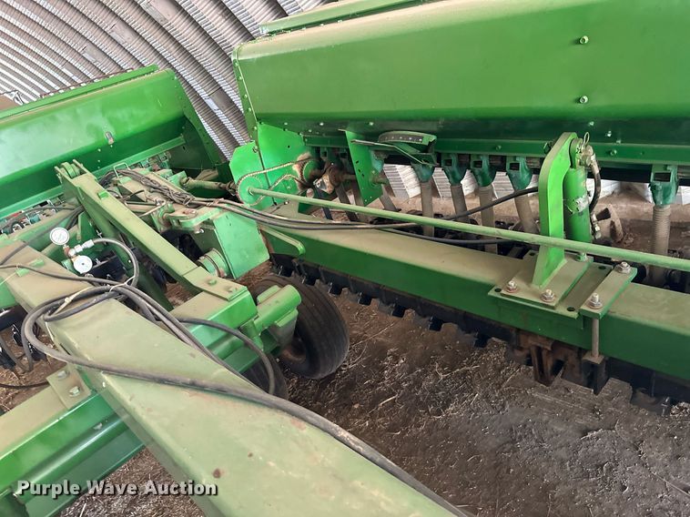 image for item ML9083 John Deere 455  grain drill