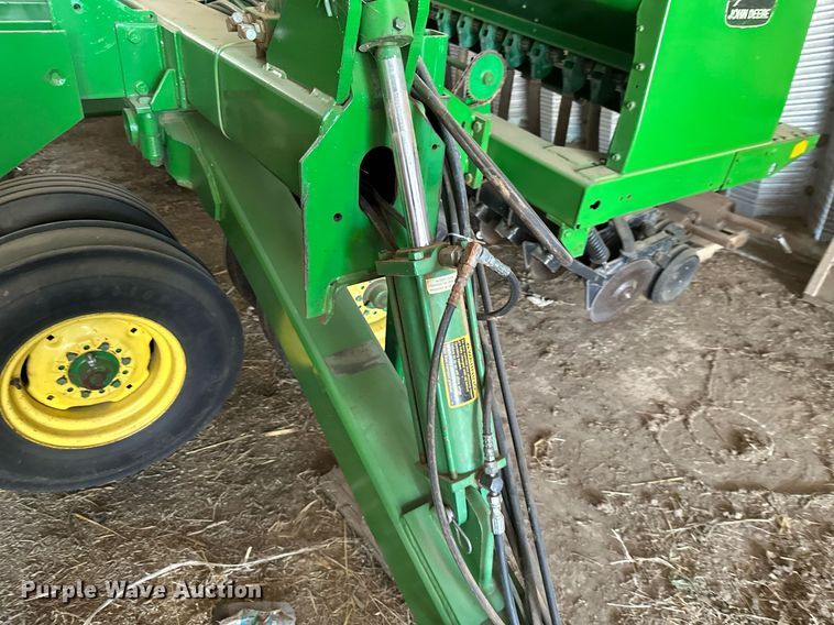 image for item ML9083 John Deere 455  grain drill