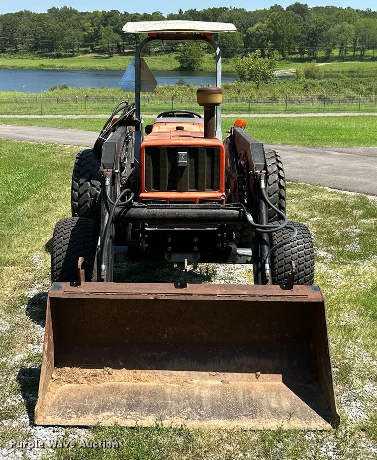 image for item ML9086 Kubota M4030S  MFWD tractor