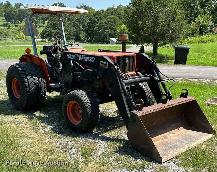 image for item ML9086 Kubota M4030S  MFWD tractor