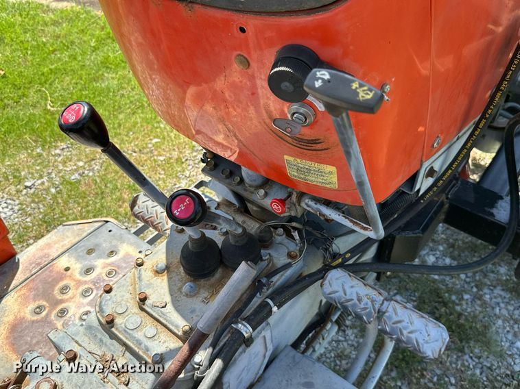 image for item ML9086 Kubota M4030S  MFWD tractor