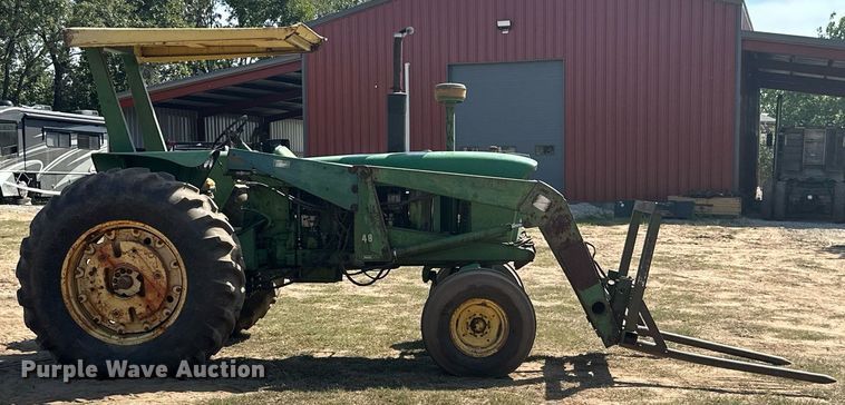 image for item ML9110 1967 John Deere 4020  tractor