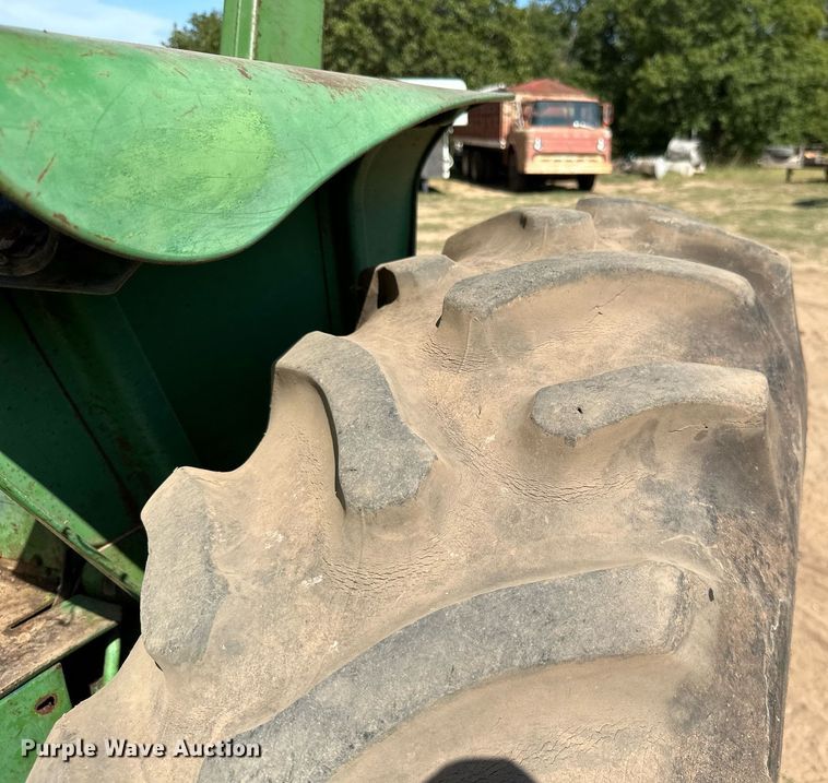 image for item ML9110 1967 John Deere 4020  tractor