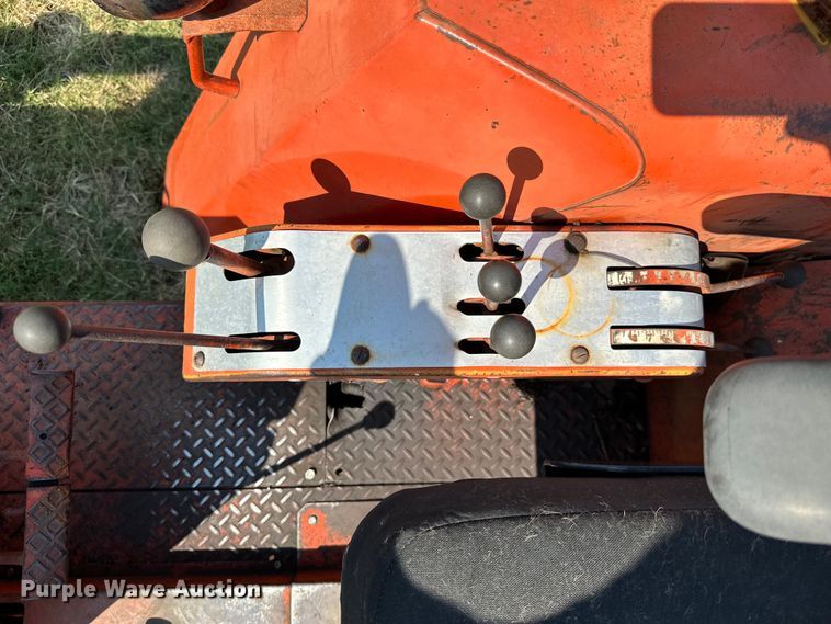 image for item ML9136 Allis Chalmers 190XT  tractor