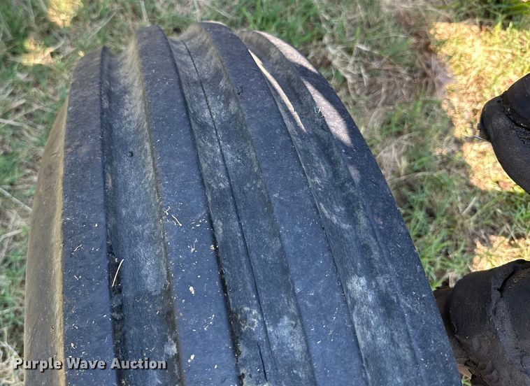 image for item ML9136 Allis Chalmers 190XT  tractor