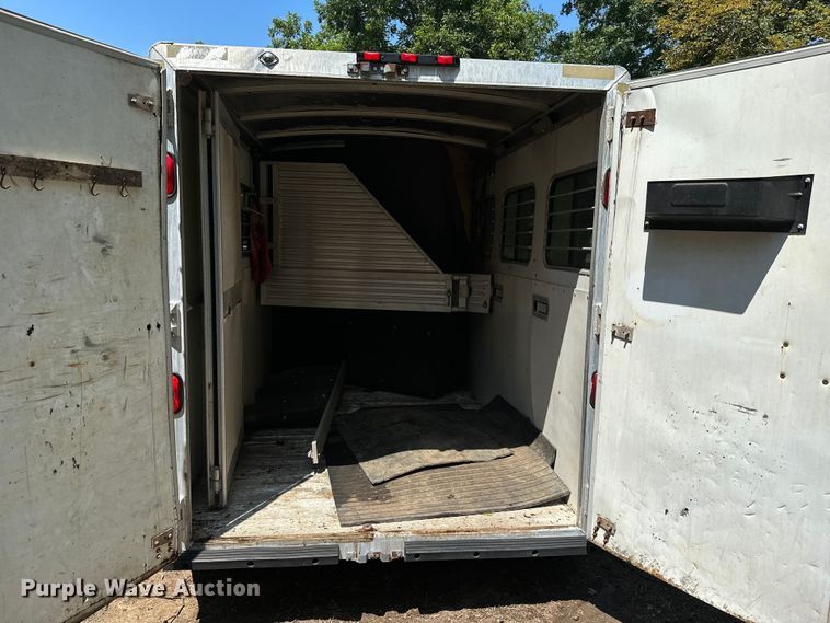 image for item ML9139 2000 Liberty Travalong  horse trailer