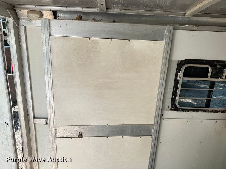 image for item ML9139 2000 Liberty Travalong  horse trailer