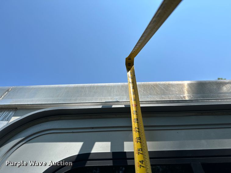 image for item ML9139 2000 Liberty Travalong  horse trailer