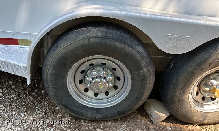 image for item ML9139 2000 Liberty Travalong  horse trailer