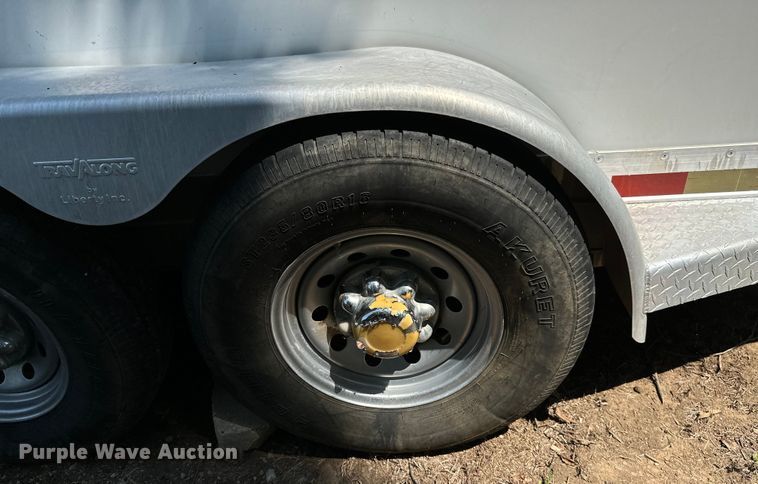 image for item ML9139 2000 Liberty Travalong  horse trailer