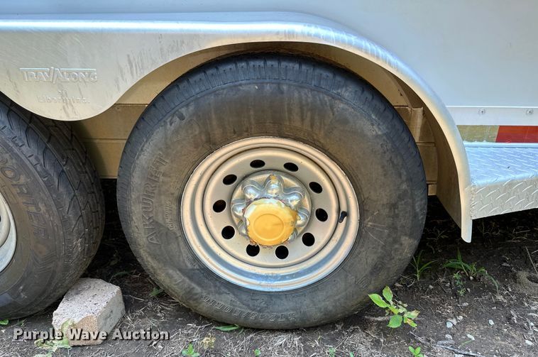 image for item ML9139 2000 Liberty Travalong  horse trailer