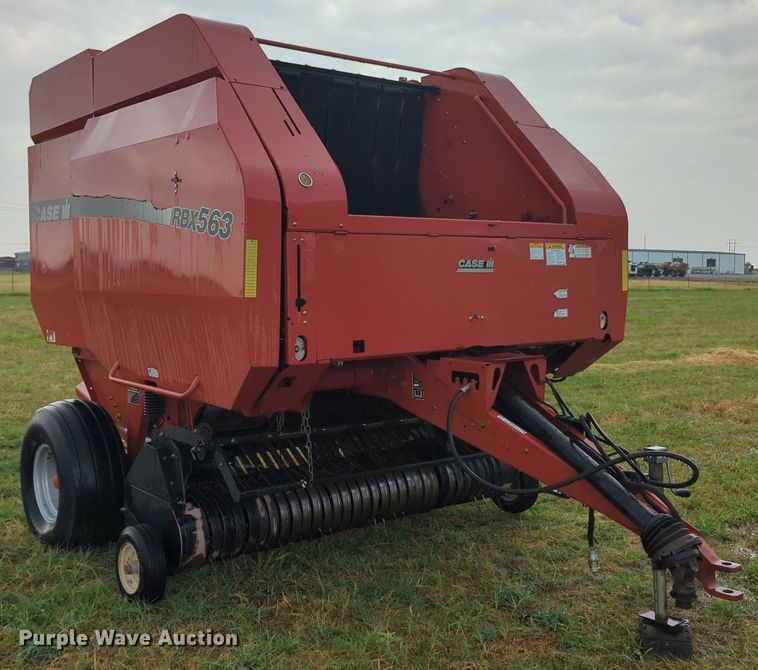 image for item MY9896 2007 Case RBX563  round baler
