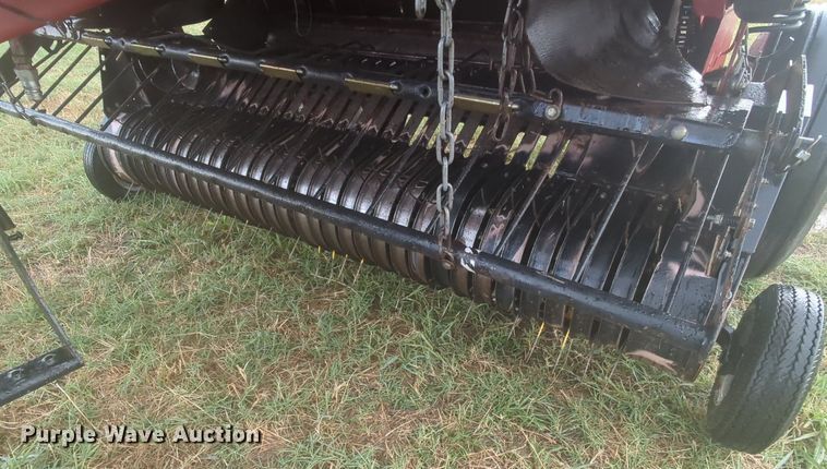 image for item MY9896 2007 Case RBX563  round baler