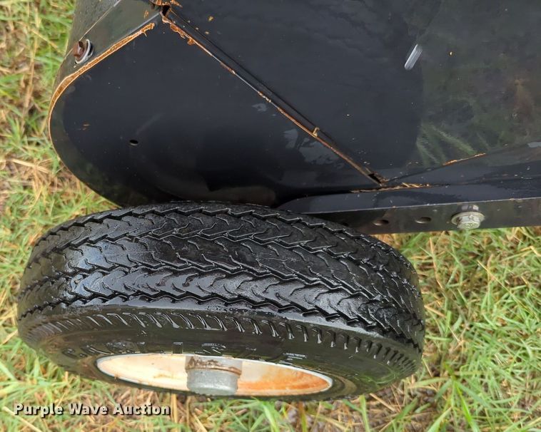 image for item MY9896 2007 Case RBX563  round baler