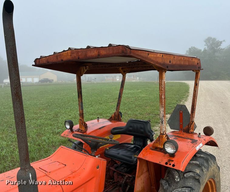 image for item NA9079 1978 Allis Chalmers 5040  tractor