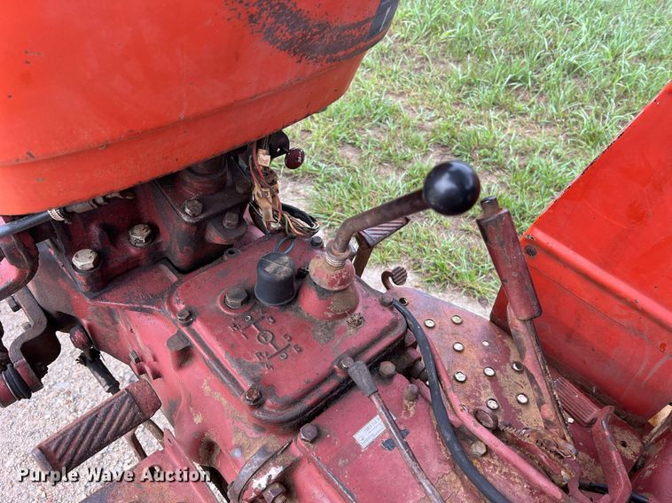 image for item NA9079 1978 Allis Chalmers 5040  tractor