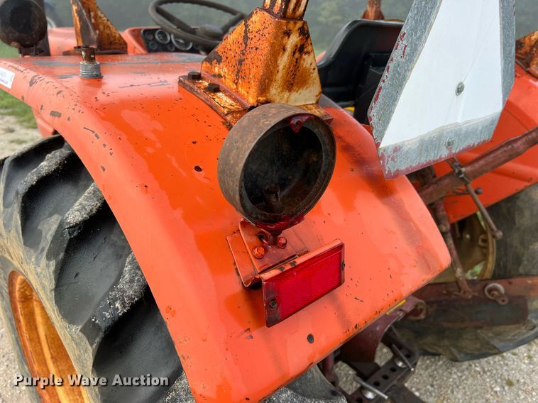 image for item NA9079 1978 Allis Chalmers 5040  tractor