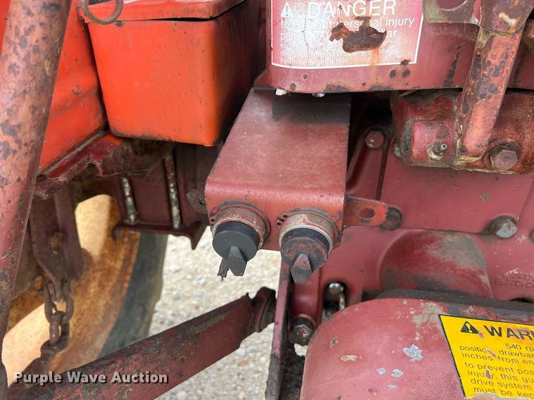 image for item NA9079 1978 Allis Chalmers 5040  tractor