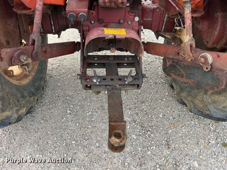 image for item NA9079 1978 Allis Chalmers 5040  tractor