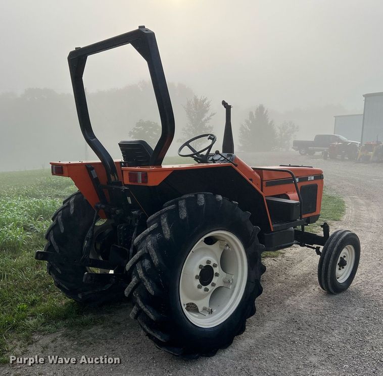 image for item NA9080 Zetor 3320  tractor