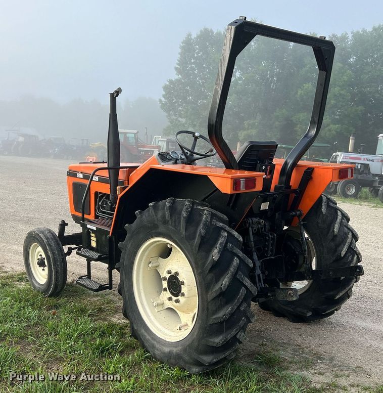 image for item NA9080 Zetor 3320  tractor