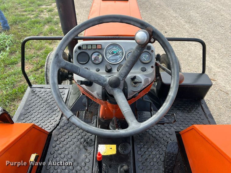 image for item NA9080 Zetor 3320  tractor