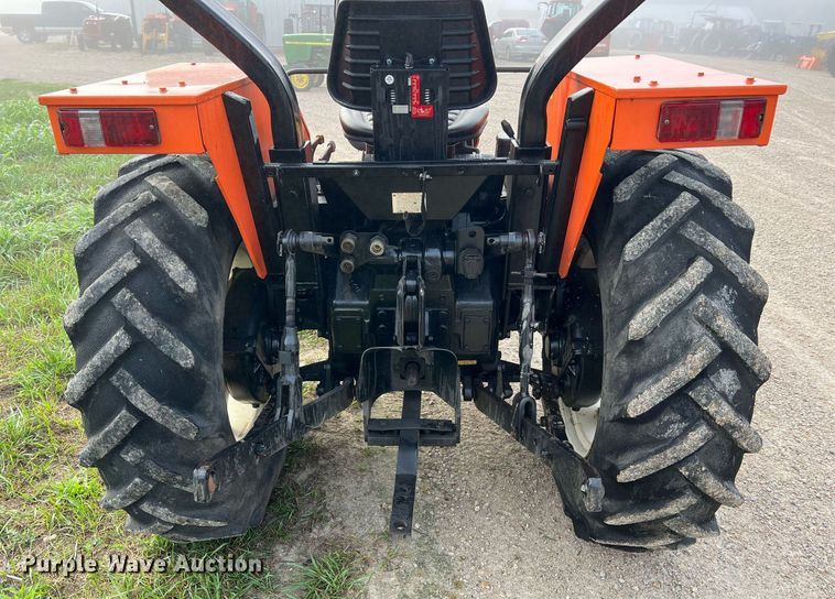 image for item NA9080 Zetor 3320  tractor