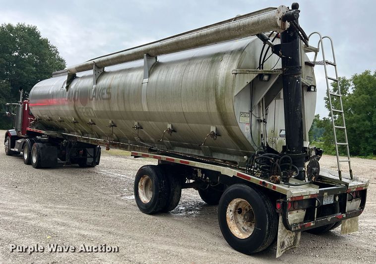 image for item NI9013 1999 Warren Mfg. Inc. AT-40-SER7  feed delivery trailer