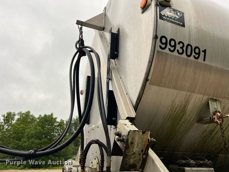 image for item NI9013 1999 Warren Mfg. Inc. AT-40-SER7  feed delivery trailer