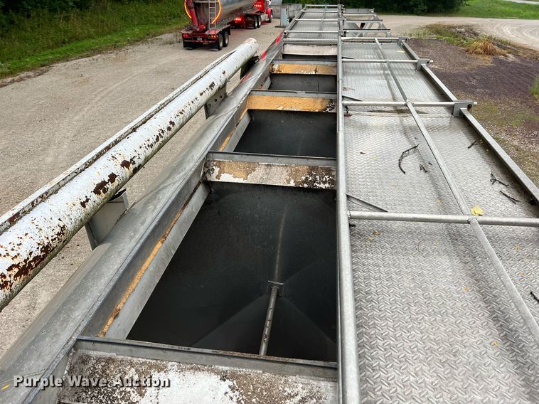 image for item NI9013 1999 Warren Mfg. Inc. AT-40-SER7  feed delivery trailer