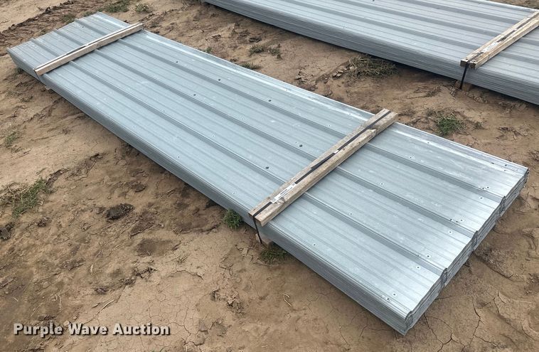 image for item NM9505 (160) sheets of metal siding/roofing