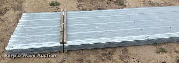 image for item NM9505 (160) sheets of metal siding/roofing