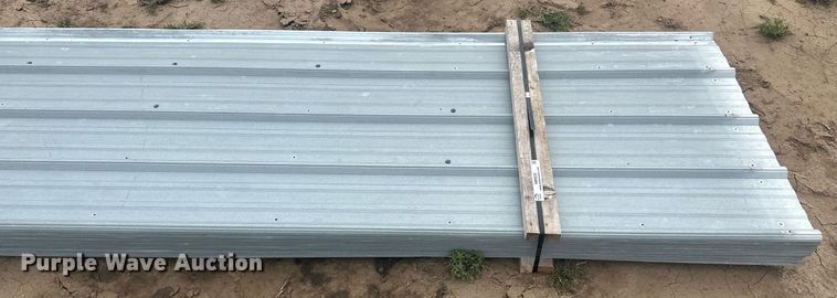 image for item NM9505 (160) sheets of metal siding/roofing