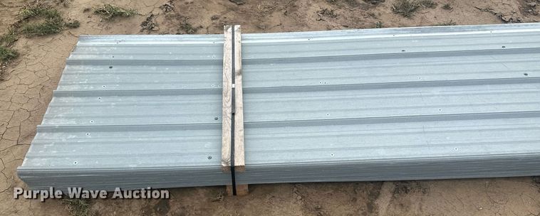 image for item NM9505 (160) sheets of metal siding/roofing