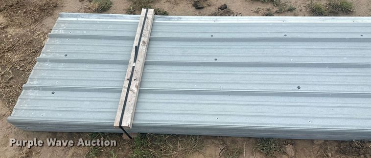 image for item NM9505 (160) sheets of metal siding/roofing