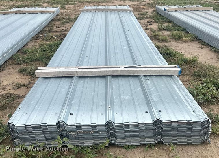 image for item NM9505 (160) sheets of metal siding/roofing