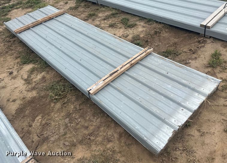 image for item NM9509 (160) sheets of metal siding/roofing