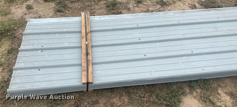 image for item NM9509 (160) sheets of metal siding/roofing