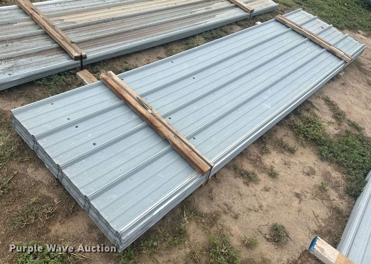 image for item NM9512 (160) sheets of metal siding/roofing
