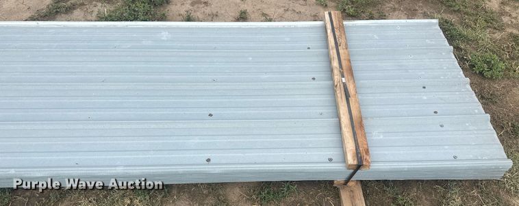 image for item NM9512 (160) sheets of metal siding/roofing