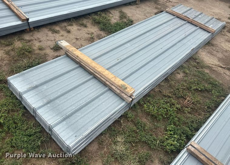 image for item NM9512 (160) sheets of metal siding/roofing