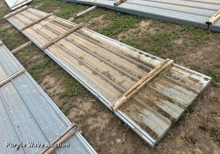 image for item NM9528 (100) sheets of metal siding/roofing