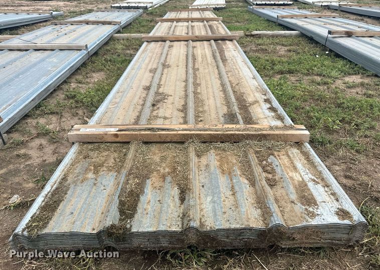 image for item NM9528 (100) sheets of metal siding/roofing
