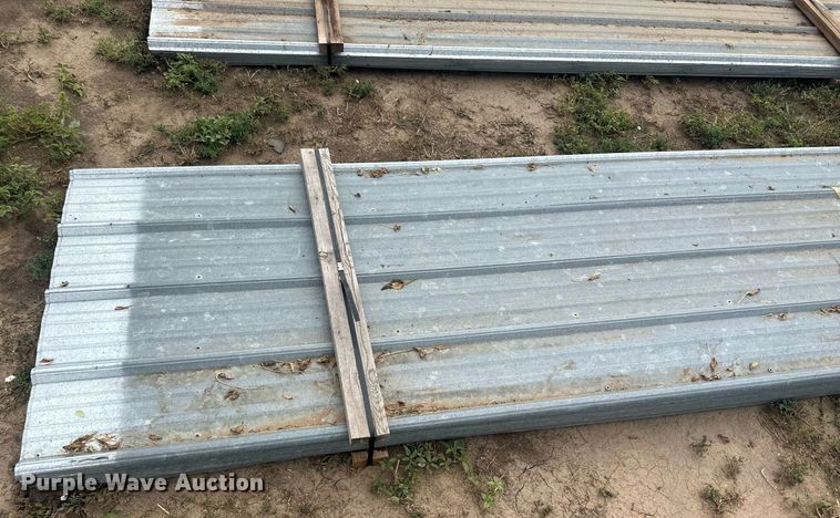 image for item NM9528 (100) sheets of metal siding/roofing
